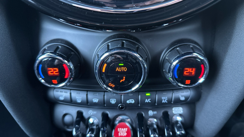 MINI Hatchback 2.0 John Cooper Works 3dr Auto Petrol Hatchback